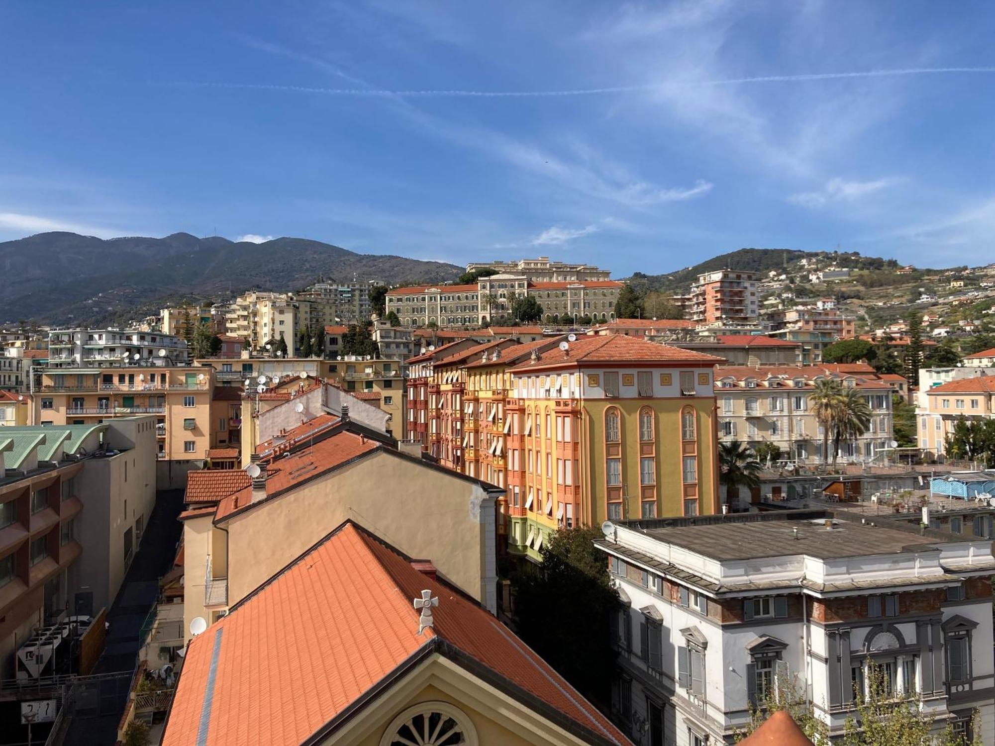 Centro Immobiliare Flagships Apartments Sanremo Esterno foto