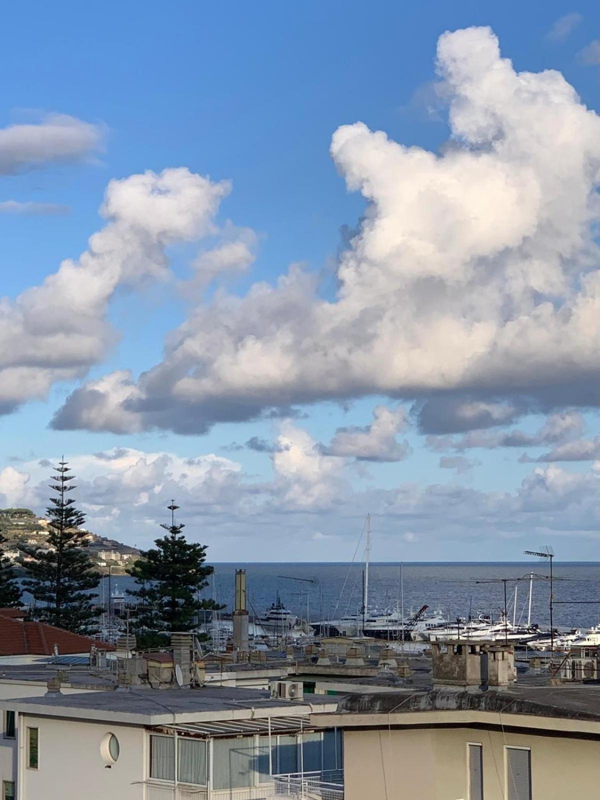 Centro Immobiliare Flagships Apartments Sanremo Esterno foto